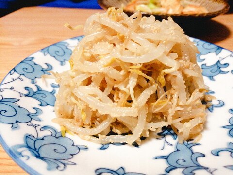 包丁も火も使わない！レンジでもやしのごま和え